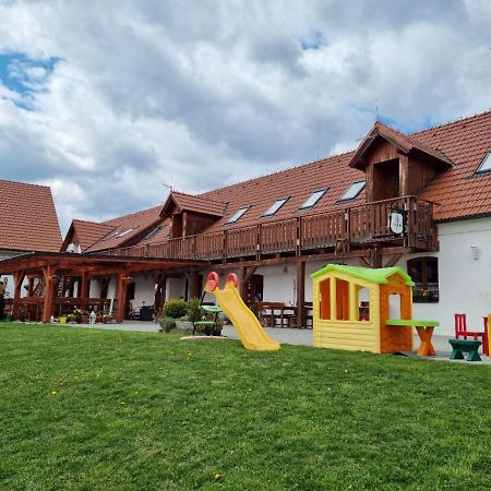 Penzion U Farmare Chotoviny Exterior photo